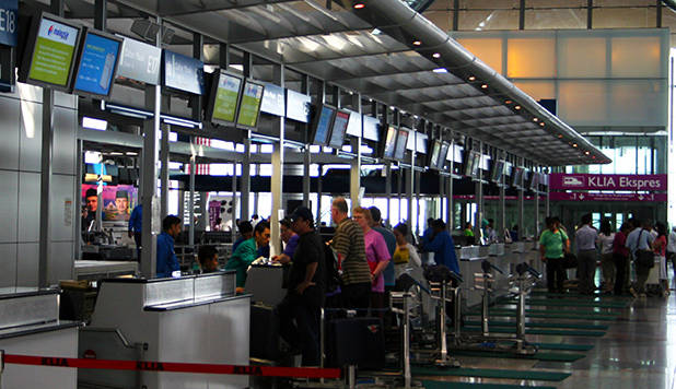 Incheckbalie 1 KLIA luchthaven